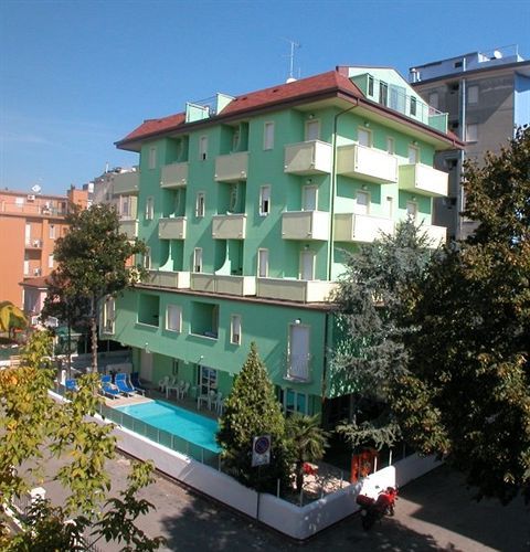Residence Eurogarden Rimini Bagian luar foto