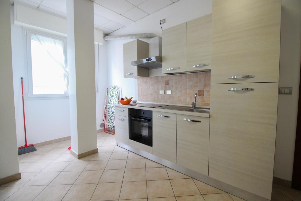Residence Eurogarden Rimini Bagian luar foto